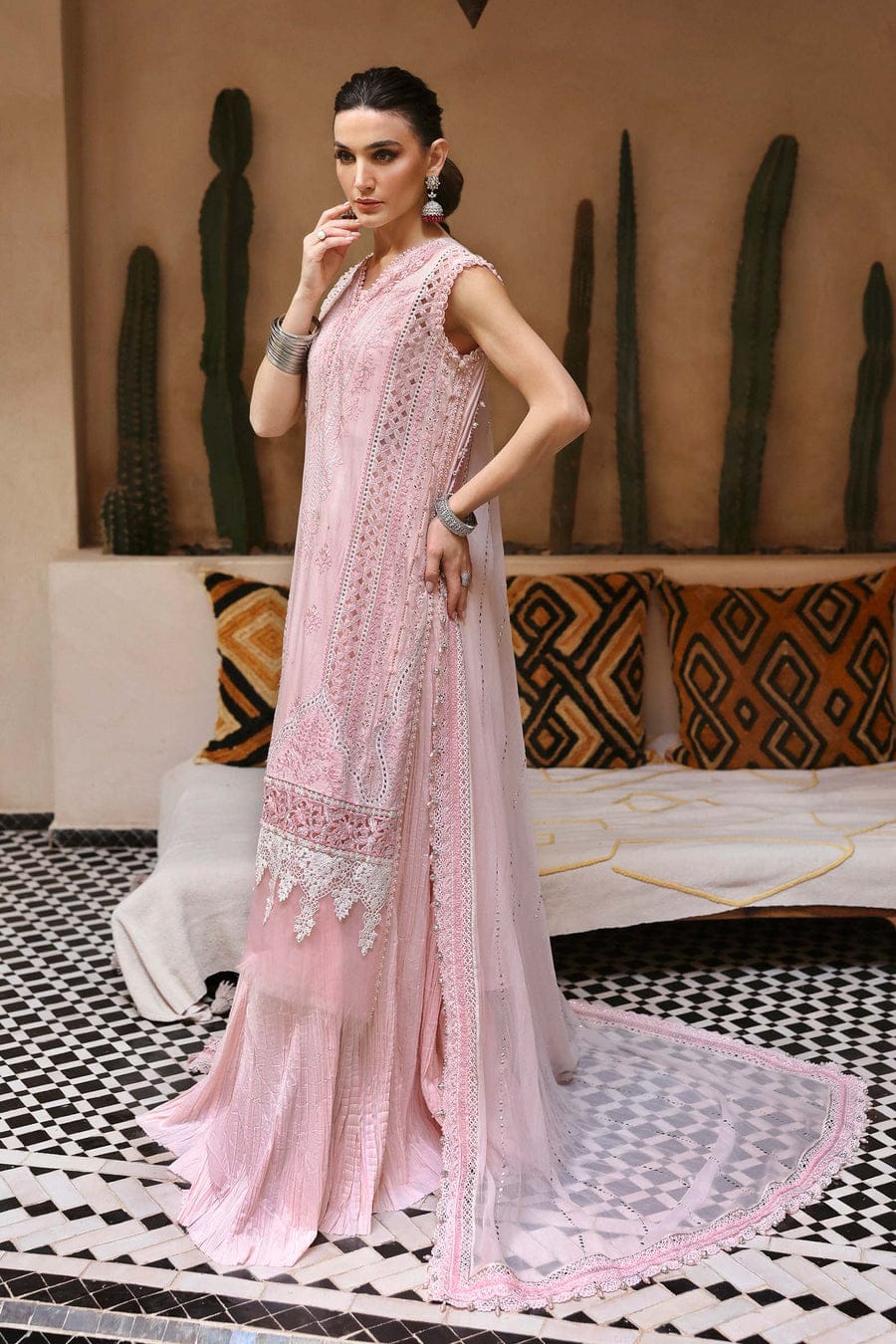 3-piece stitched embroidered lawn suit by Miryaan Store